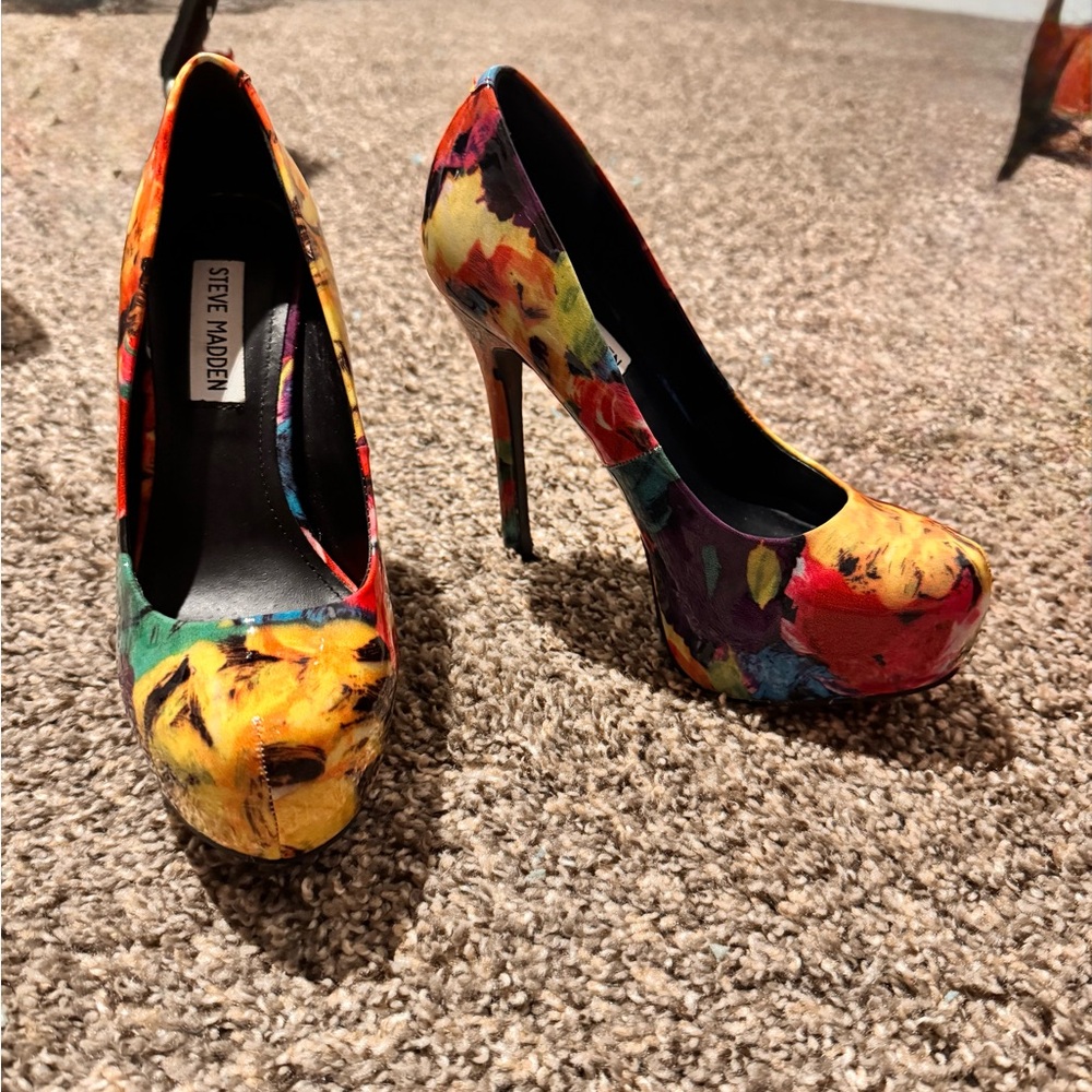 Steve Madden Red and Yellow Heels Vibrant Statement Shoes